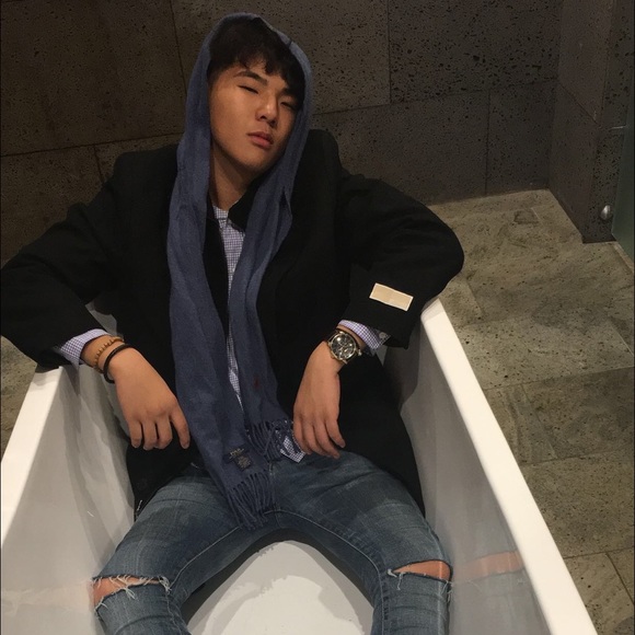 Meet your Posher, Kevin - Picture 1 of 1