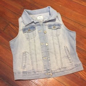 Light wash denim vest