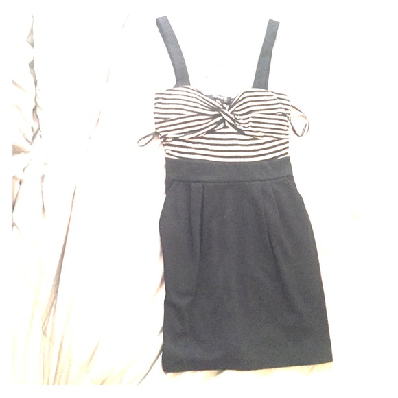 Forever 21 Black mini dress