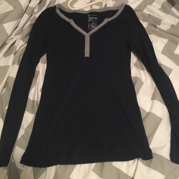 Long sleeve navy shirt