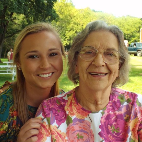 Meet your Posher, Andrea