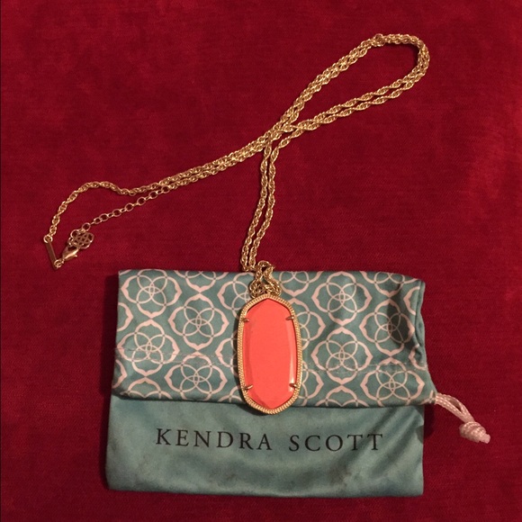 Kendra Scott Rae necklace