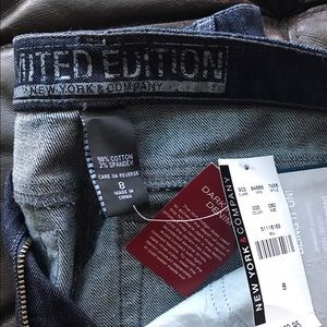 Brand new Limited Edition NY&Co jeans. Never worn