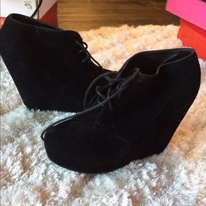 Glaze Wedge Booties