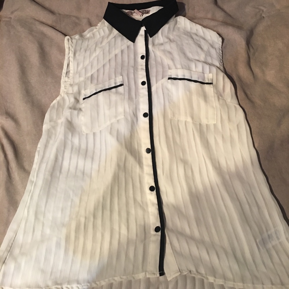 ✨*SOLD*✨Forever 21 Top