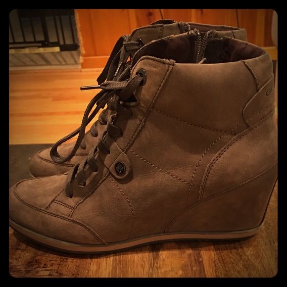Geox Booties Leather Zipper Brown 39 barely used!!