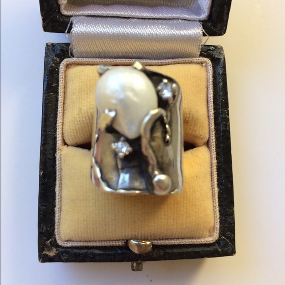 Sterling pearl & CZ Ring