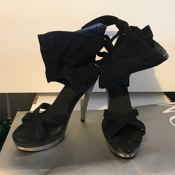 💋Bebe Selena Suede Bootie Sandal - Size 8💋