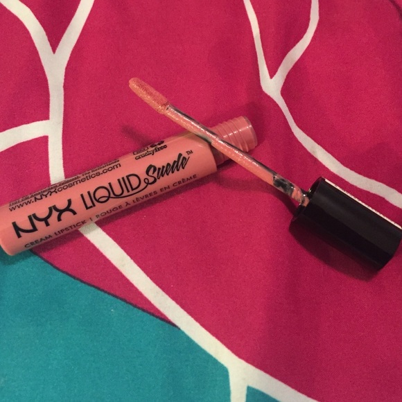 SOLD 💋 - Picture 3 of 4