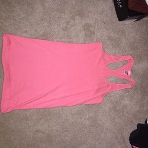 pink tank top
