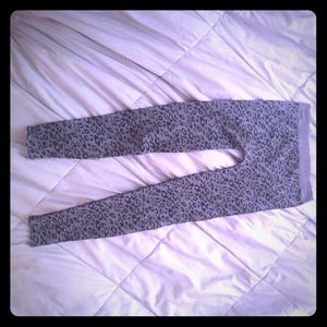 Cheetah print leggings