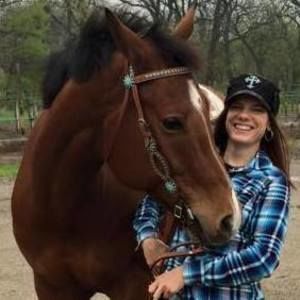 Meet your Posher, Yvette