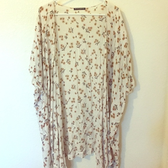 Brandy Melville kimono
