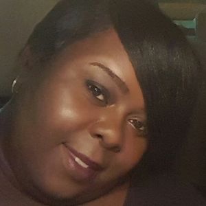 Meet your Posher, Latoya