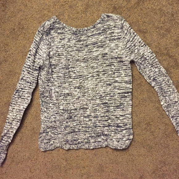 Grey gap sweater *make me an offer* - Picture 4 of 4