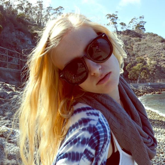 Forever 21 round sunglasses