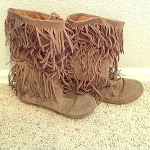 Ruffled moccasins