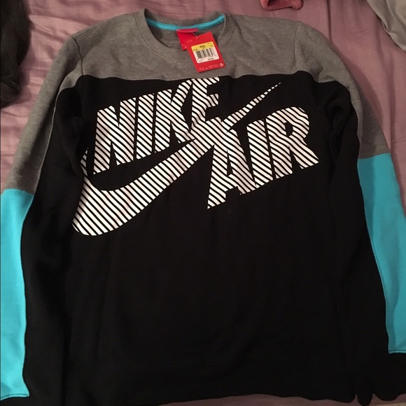 Men's Nike Air Jordan Crewneck (NEW WITH TAGS)
