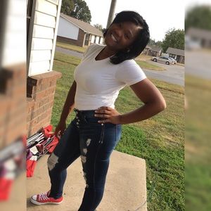 Meet your Posher, Yulanda