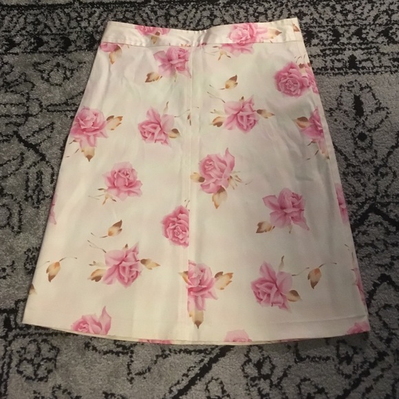 Banana Republic Pink Rose Print Skirt