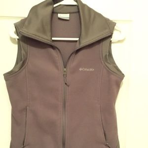 Grey Fleece Columbia Vest