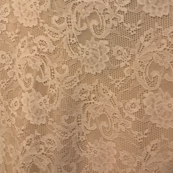 WHITE LACE DRESS - Picture 3 of 3