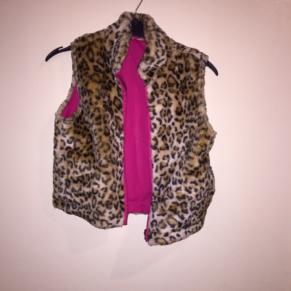 Girls cheetah vest