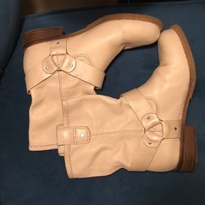Gianni Bini Cream Colored Slouch Booties