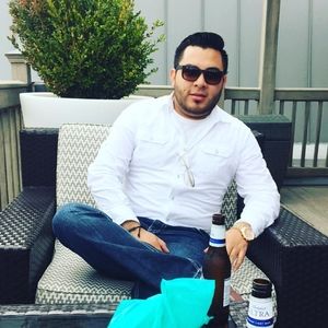 Meet your Posher, Luis