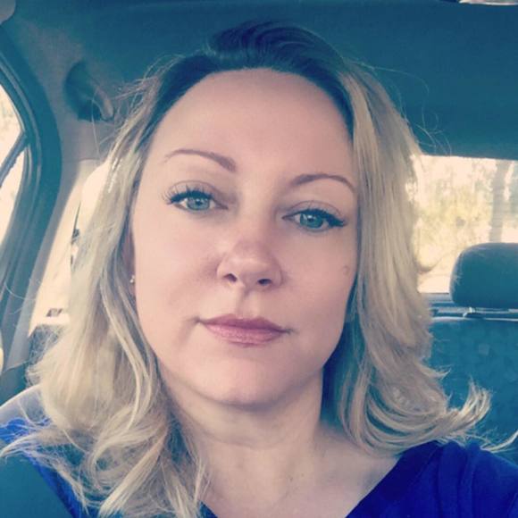 Meet your Posher, Gretchen - Picture 1 of 1