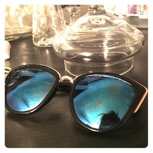 GI GI CAT EYE SUNNIES GI GI CAT EYE SUNNIES