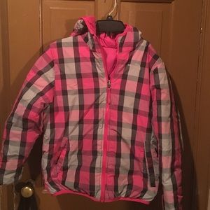 Girls North Face pink/grey plaid reversible