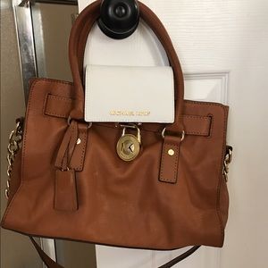 MK leather Tan purse