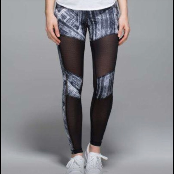 Lululemon mesh leggings - Picture 1 of 2