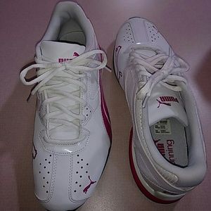 Women's shoes
