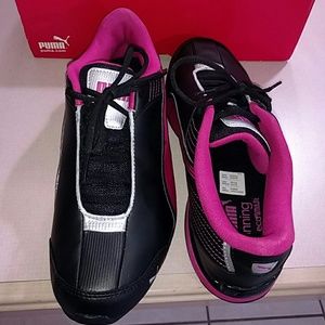Women's shoes