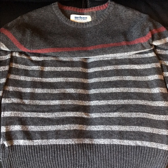 URBAN PIPELINE Men's Medium Sweater, Never Worn