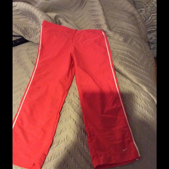 Nike Crop Length Running Pants/coral