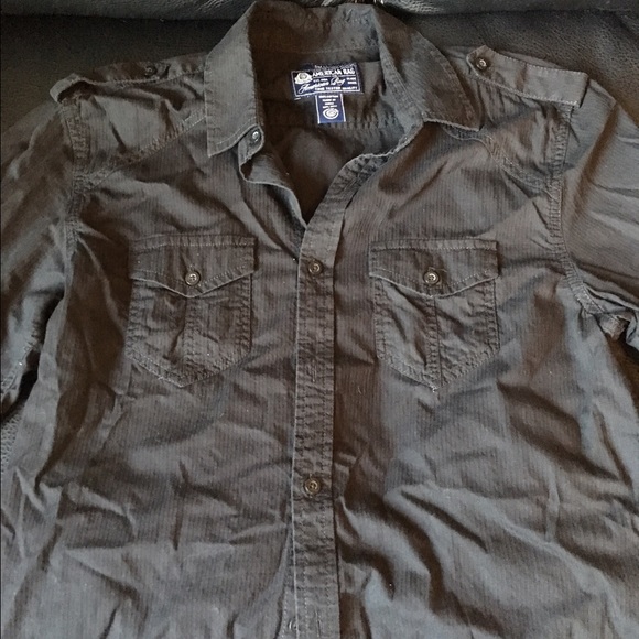 AMERICAN RAG Men's Small Long-Sleeved Button-Up