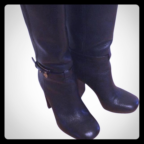 Tory burch boots