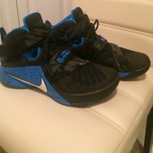 Nike Soldier 9 LeBron James