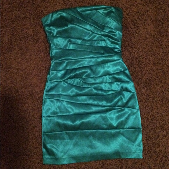 Strapless green dress