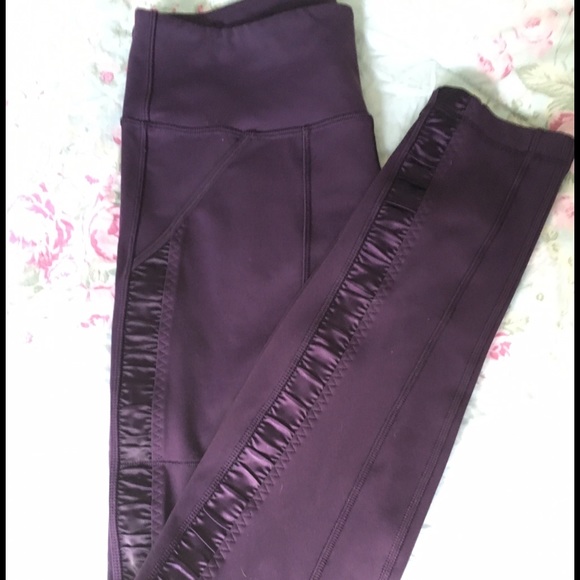 Lulu Lemon 🍋 Practice Daily Pant