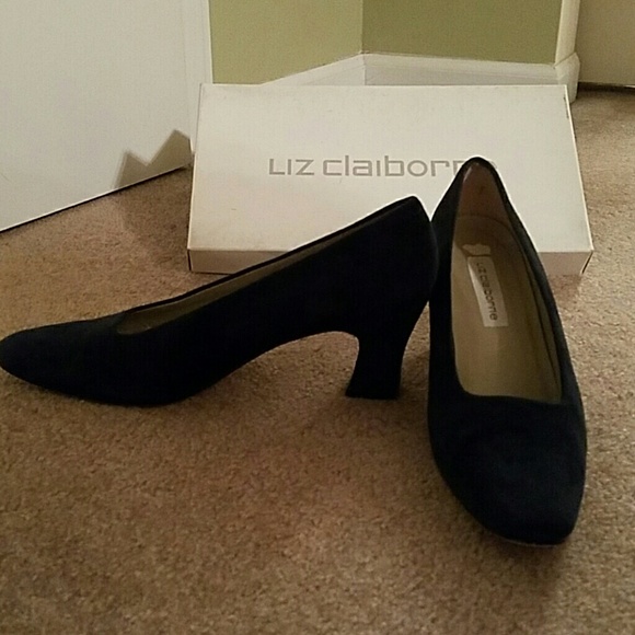 Liz Claiborne Blue Suade Heels - size 9 narrow