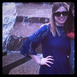 Meet your Posher, Lauren