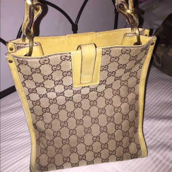 Gucci purse - Picture 3 of 3