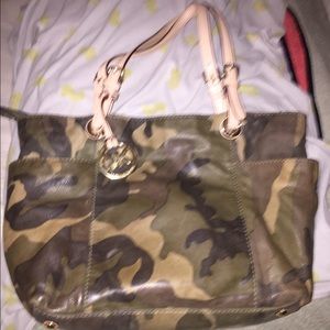 100% authentic Michael kors purse