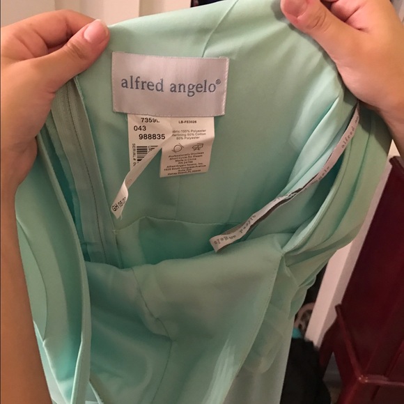 Alfred Angelo Size 4 dress - Picture 4 of 4