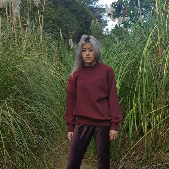 The Ole Plain Red Sweater - Picture 1 of 4