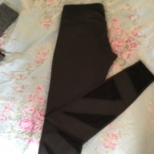 Grey Lululemon 🍋 Mesh leggings